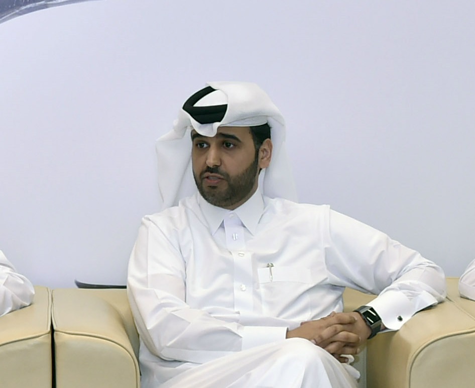 abdulaziz-al-khalifa-durinfffg-his-hosting-in-a-coffee-with-a-graduate